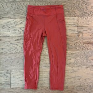 Lululemon capri leggings, size 8, like new!